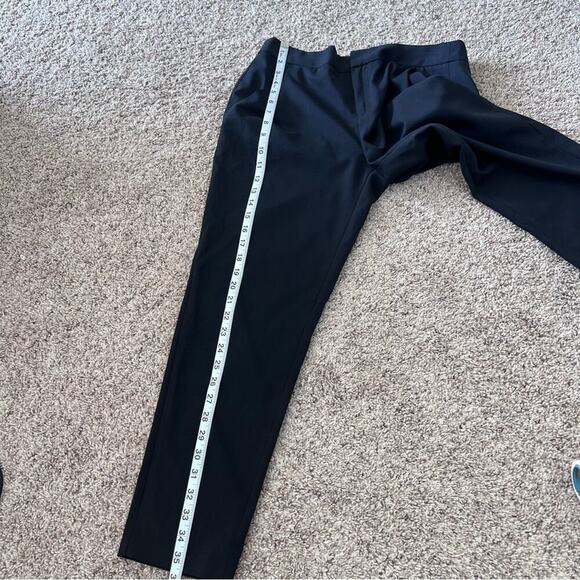 Everlane Women's Black Wool The Slouchy Pleated Ankle Trouser Pant - Picture 12 of 13